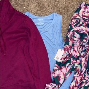 Tek Gear Burgundy Hoodie and Blue Tank with Floral Leggings - Size L